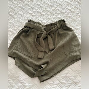 High-Rise Tie-Waist girls Shorts — Olive Green